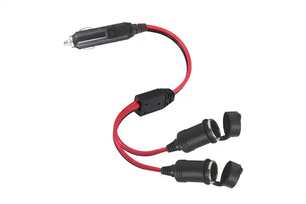 Difference Between 2-Way and 3-Way Cigarette Lighter Splitters
